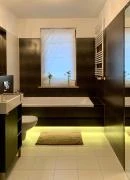 Uroczy apartament w centrum miasta Uroczy apartament w centrum miasta